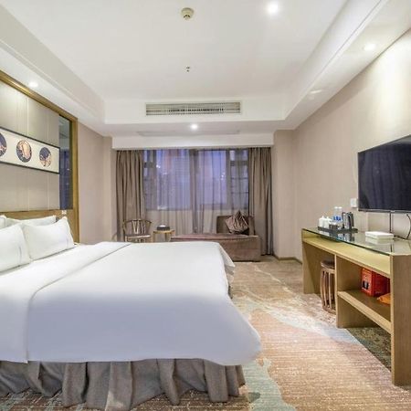 Lnsail Hotel Shenzhen Luohu Port Railway Station Exterior foto