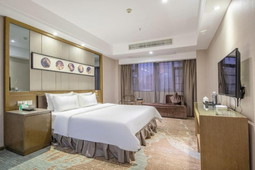 Lnsail Hotel Shenzhen Luohu Port Railway Station Exterior foto